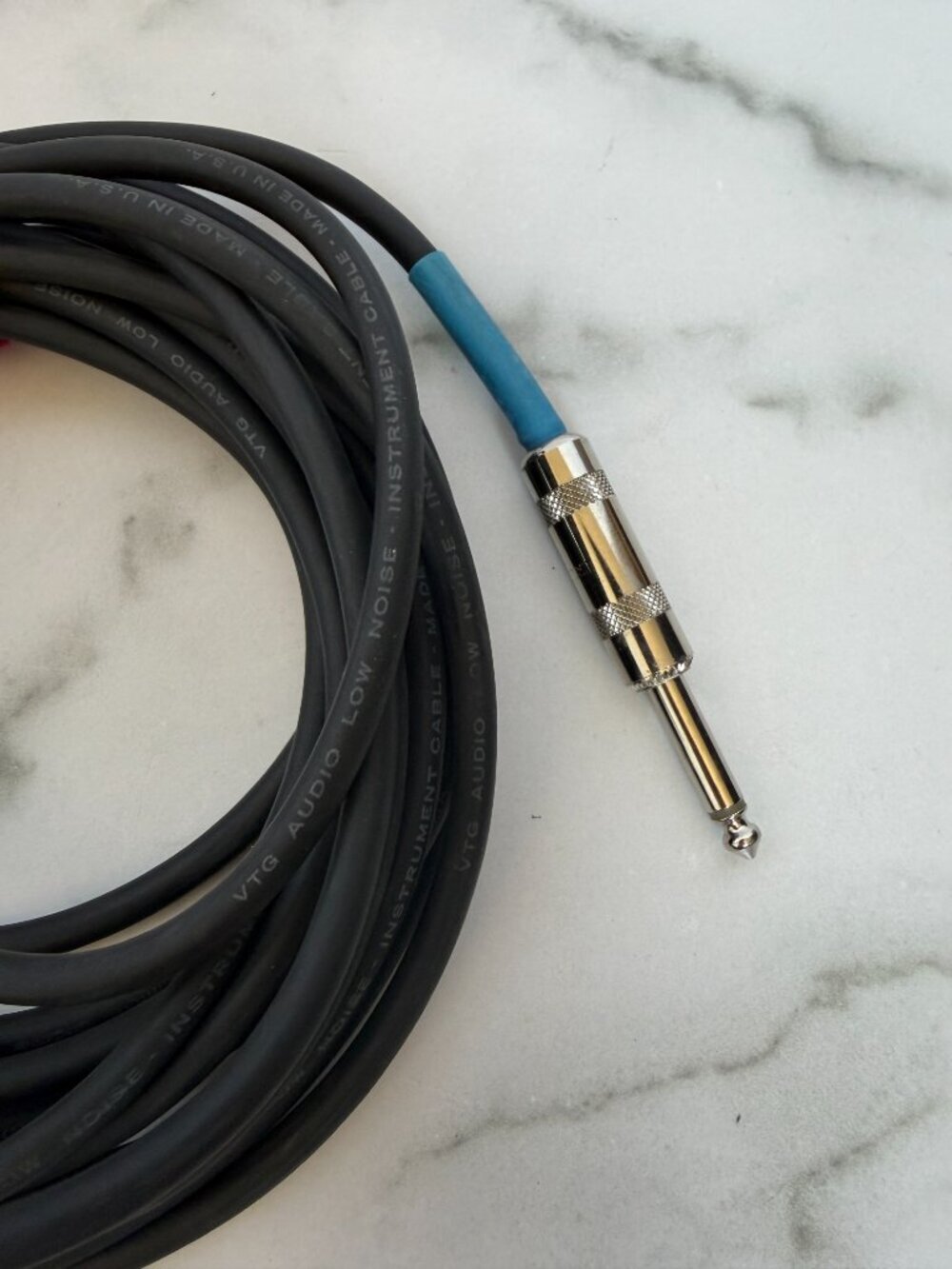 Neutrik VTG Audio 1/4" Instrument Cable Made in USA Black EG186 18.5-foot - Picture 3 of 6